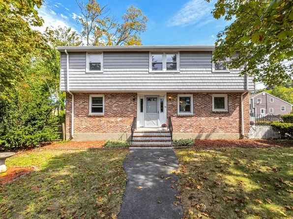 44 Milton Ave, Hyde Park, MA 02136