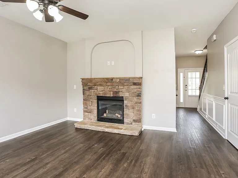 639 Ocean Ave — Photo 4