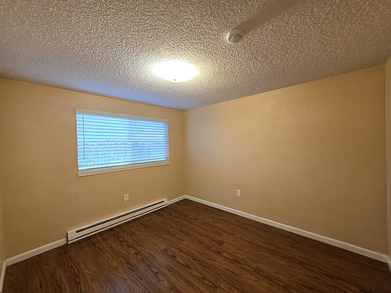 404 Belle Ave #2 — Photo 14