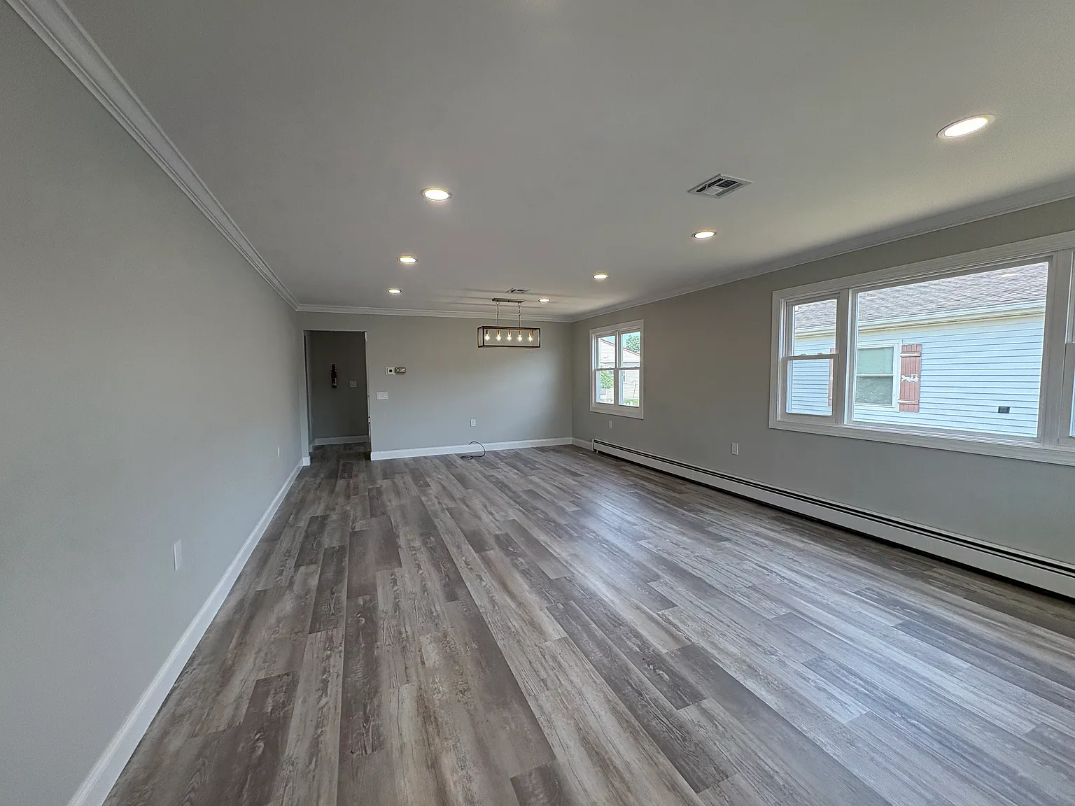 164 Orlando Blvd — Photo 1