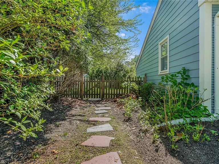 5 Indigo Rd — Photo 43