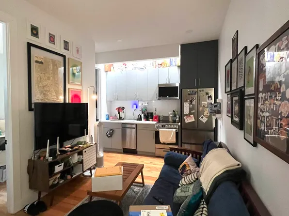 283 Graham Avenue image 1 of 12