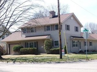 628 N 9th St, Rochelle, IL 61068