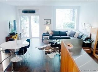 359 W 30th St APT 1B, New York, NY 10001