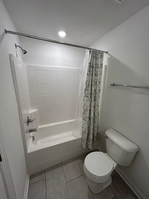 3 bed, 2.5 bath, 1860 sqft, $2,800 — Photo 4