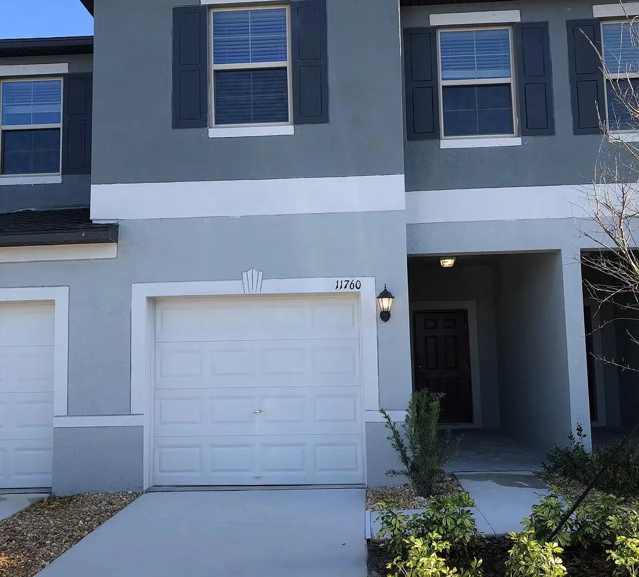 3 bed, 2.5 bath, 1634 sqft, $1,900 — Photo 1