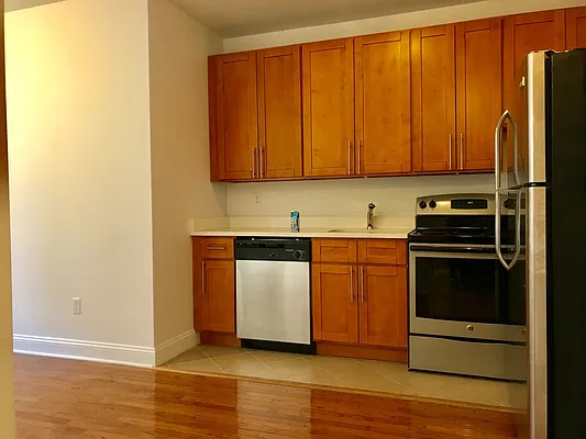 Rented by Keller Williams NYC | media 22