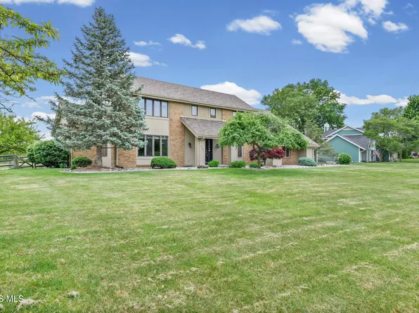 25656 Normandy Rd W, Perrysburg, OH 43551