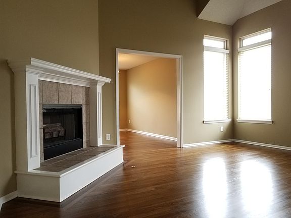 Living room into dining room