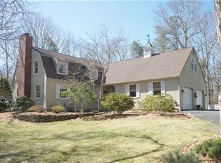 26 Vesper Dr, Pocasset, MA 02559