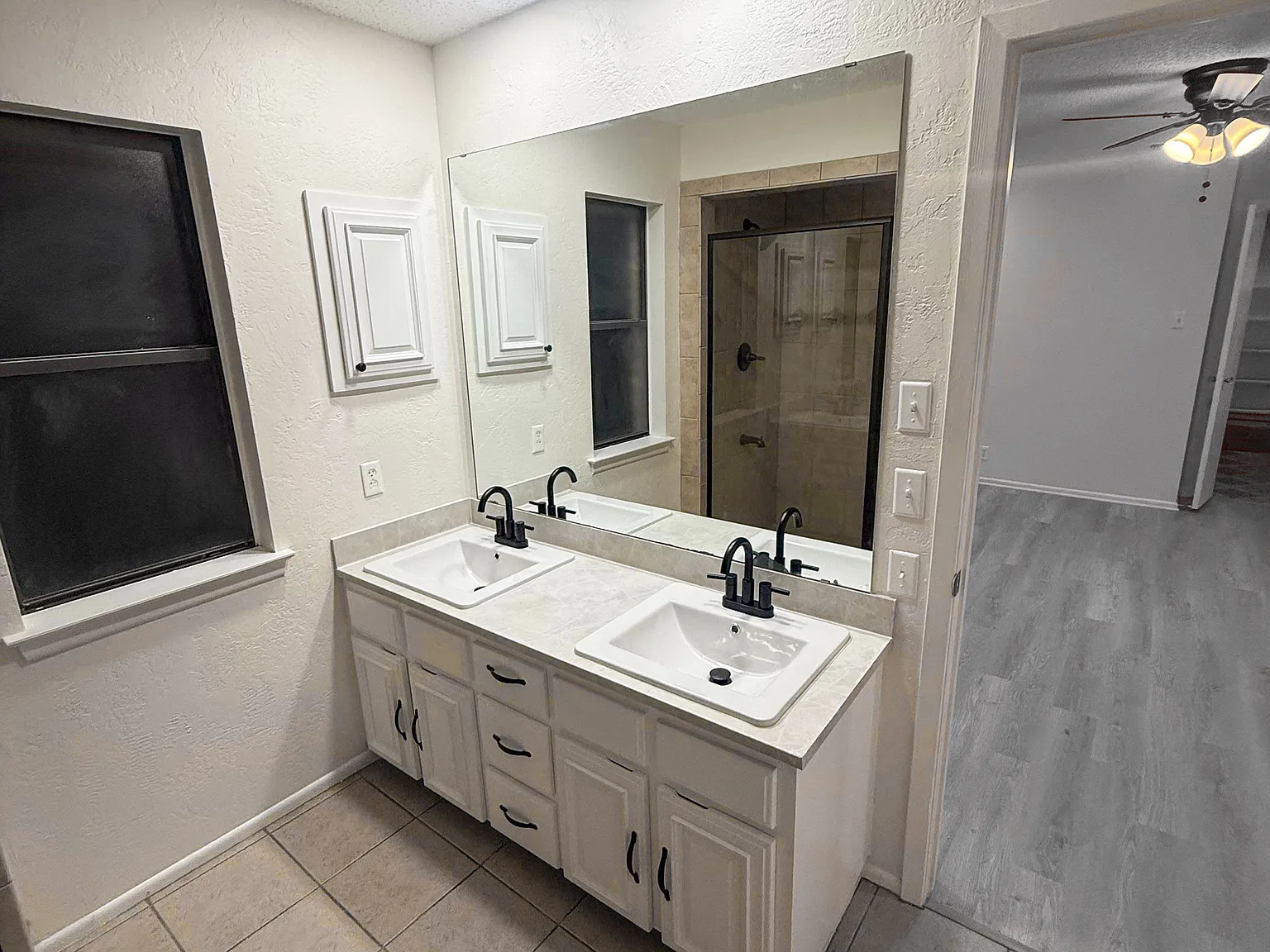 4 bed, 2.0 bath, 1500 sqft, $1,139 — Photo 3