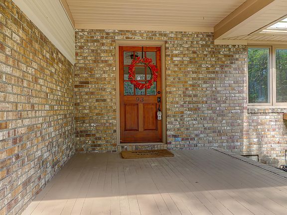 3rd image of 93 King Charles Cir
