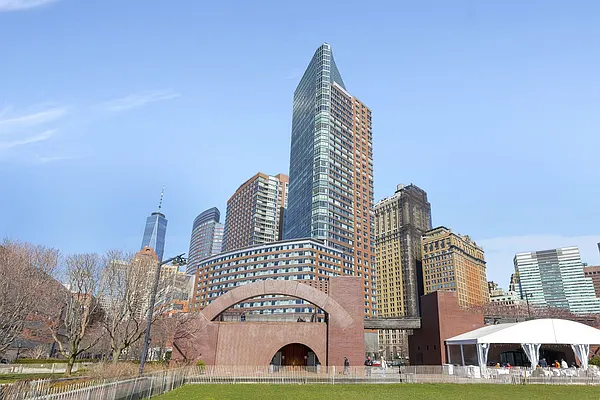 Rented by Cooper & Cooper Real Estate | media 43