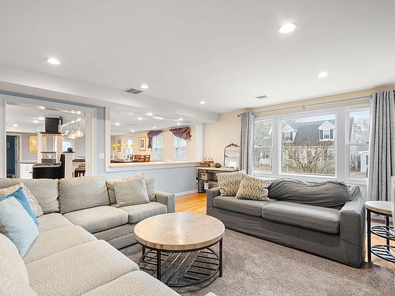 2nd image of 2 Taylor Road