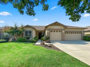 6131 W Cherry Ct, Visalia, CA