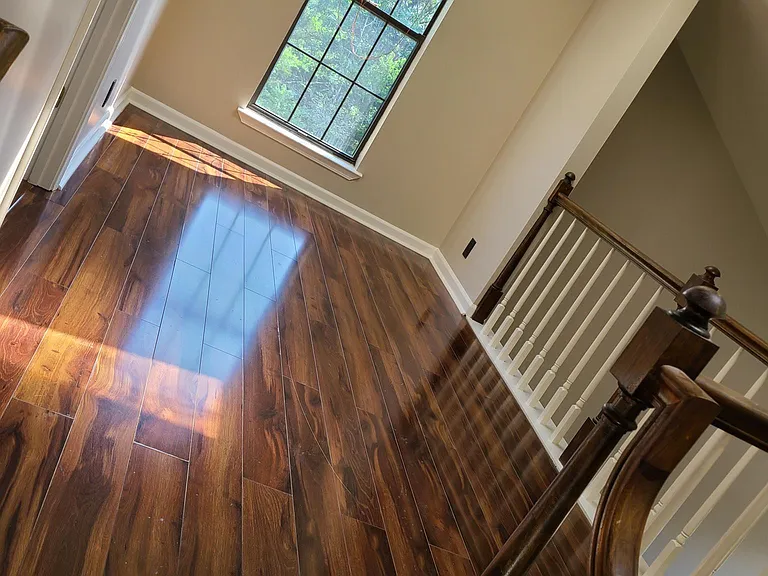 100 Villa View Ct — Photo 2