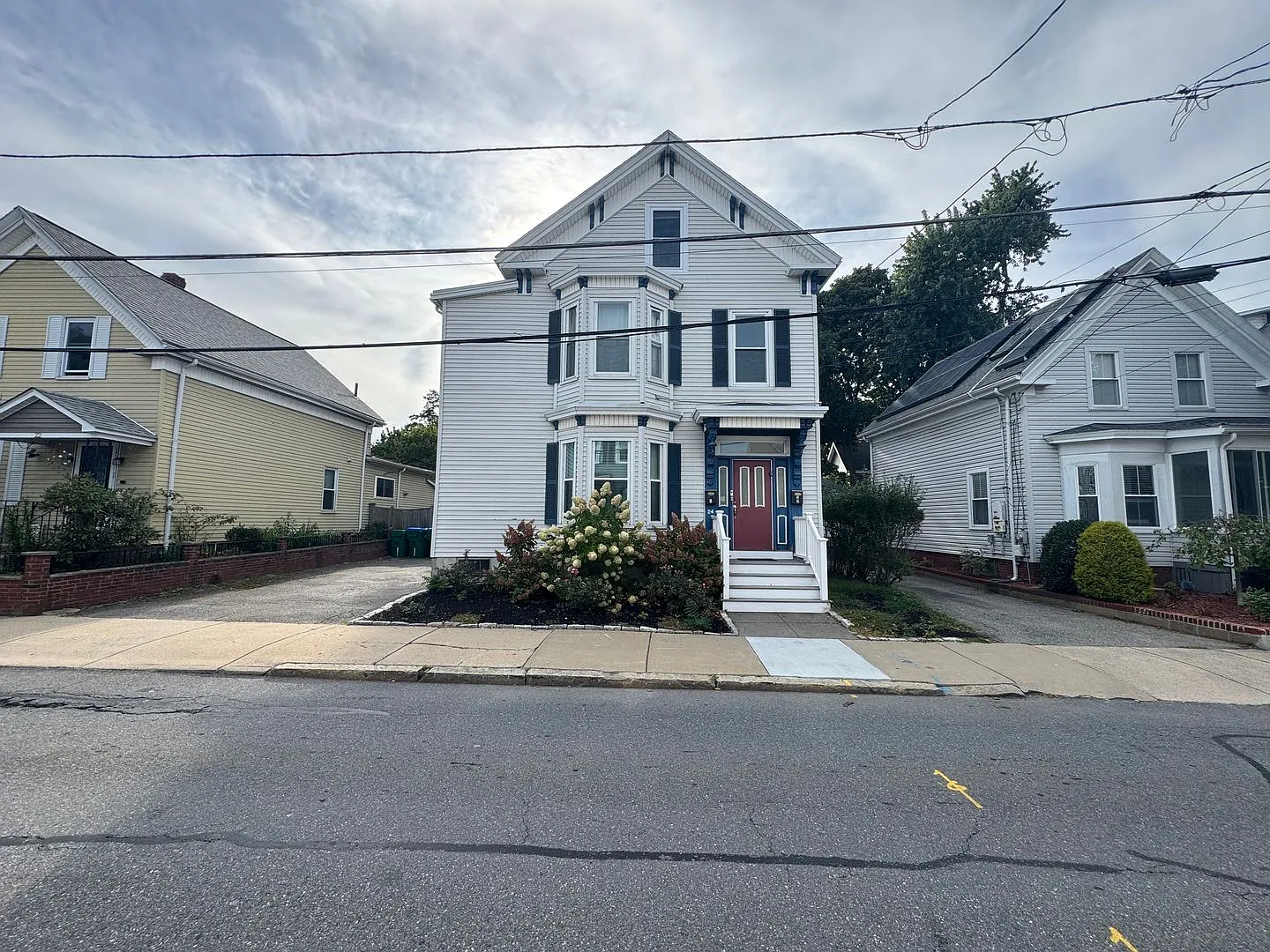 24 Fulton St — Photo 3