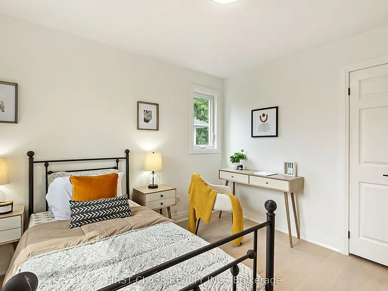 679 Village Pkwy — Photo 31