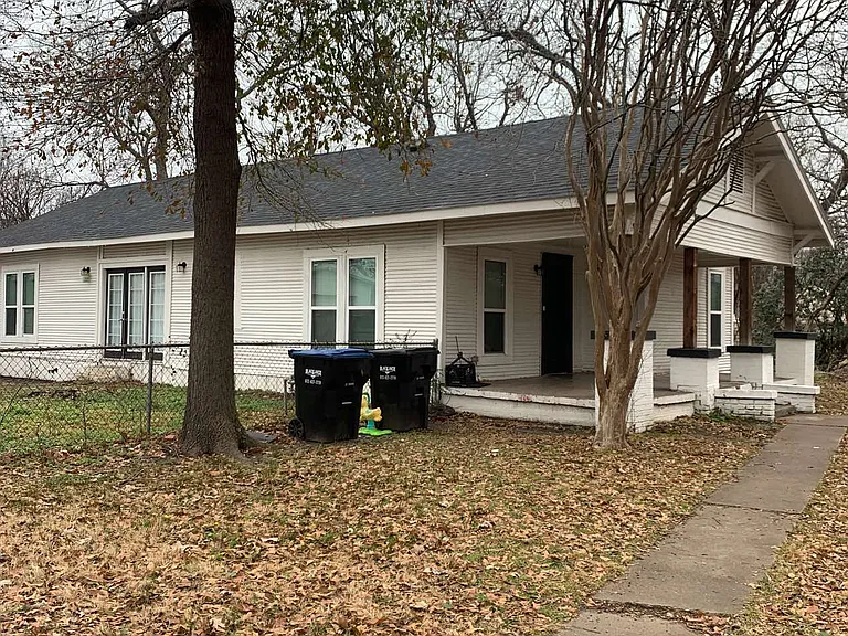 1005 Wolfe City Dr — Photo 20