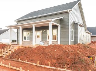 196 Tan Yard Rd, Social Circle, GA 30025