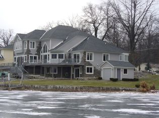 13151 Torrey Rd, Fenton, MI 48430