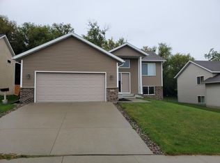 3825 46th Ave NW, Rochester, MN 55901
