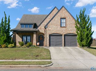 4 Maple Tree Ln SW, Huntsville, AL 35824