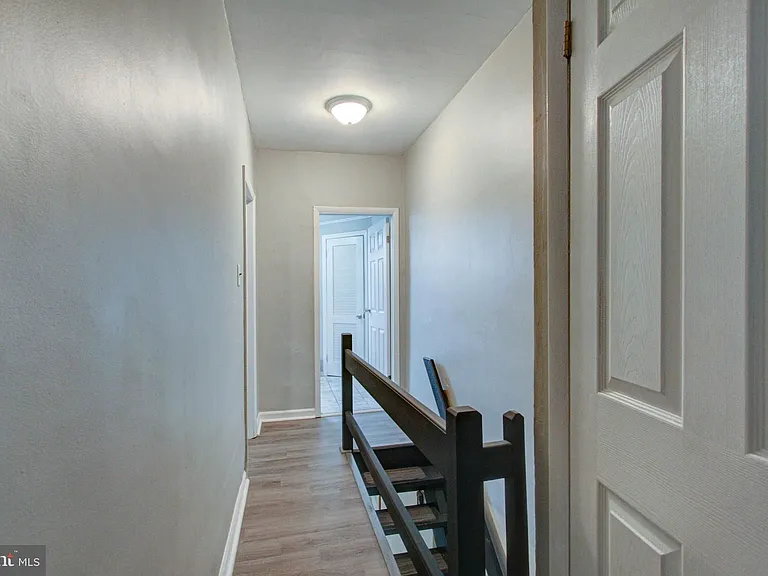 1215 Daly St — Photo 20