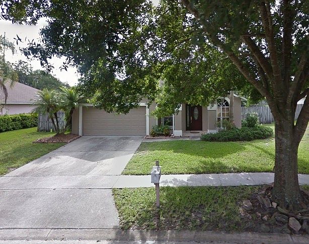 1st image of 895 Lake Jackson Cir
