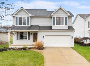 944 Chadwick Ln, Medina, OH
