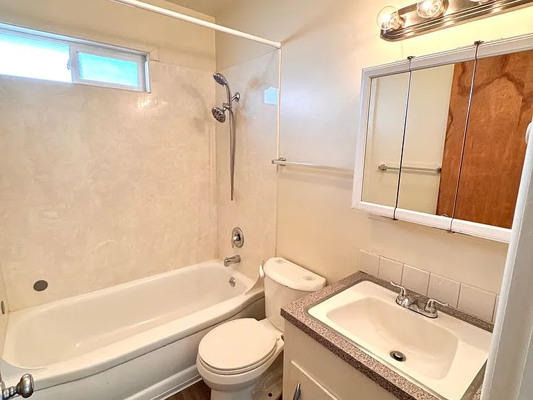 Beca Apartments — Photo 43