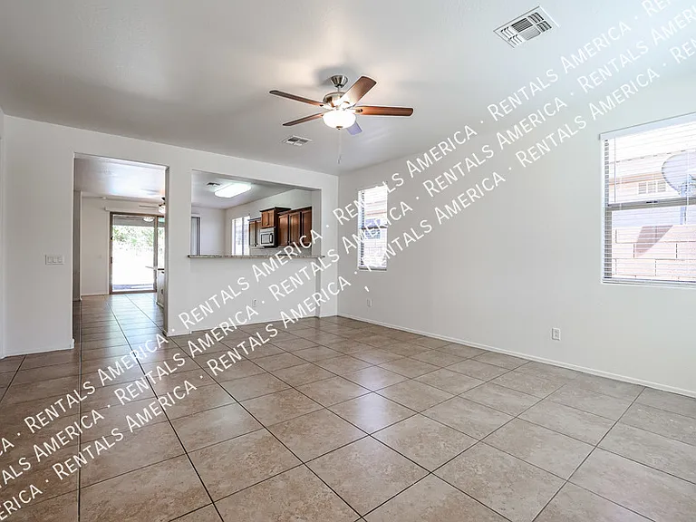 6946 W Harwell Rd — Photo 4