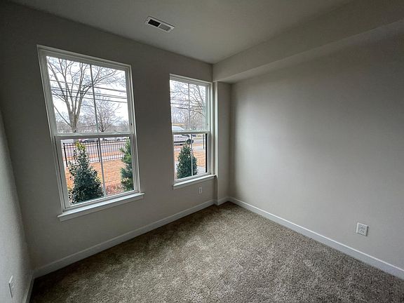 Bedroom 1 (1st Floor)