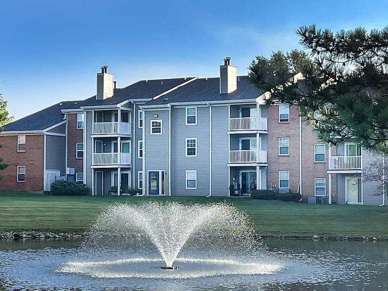 Steeplechase Apartments — Photo 67