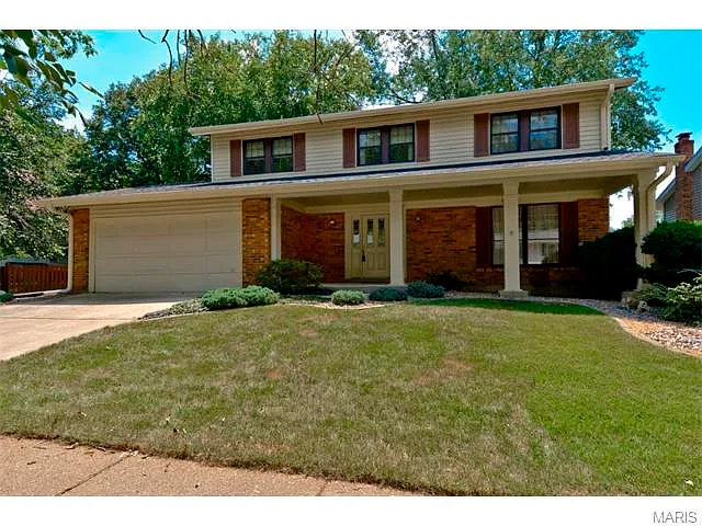 842 Village Meadow Dr photo 1