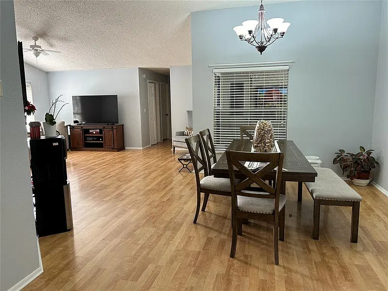8718 Imperial Ct — Photo 4