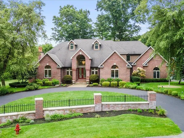 4 Jean Lane, Malta, NY 12020