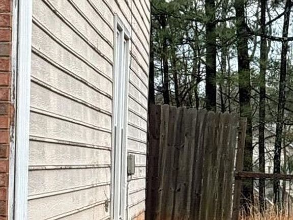 2nd image of 5007 Penscot Way