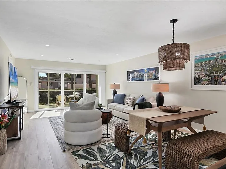 500 S Washington Dr #5A — Photo 13