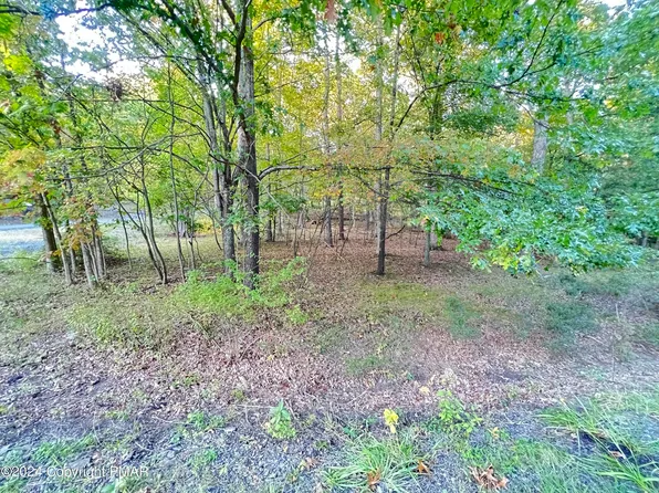 LOT 1850 Brentwood Dr, Bushkill, PA 18324