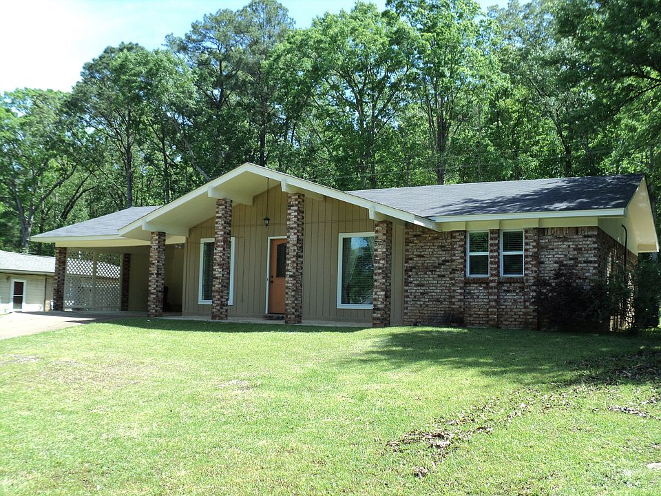 1st image of 2650 Jennifer Dr