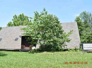 2970 Sparrow Rd, Newport, TN 37821