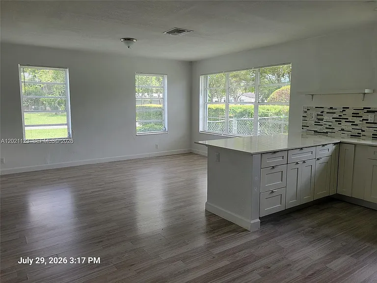 13220 SW 99th Pl — Photo 5