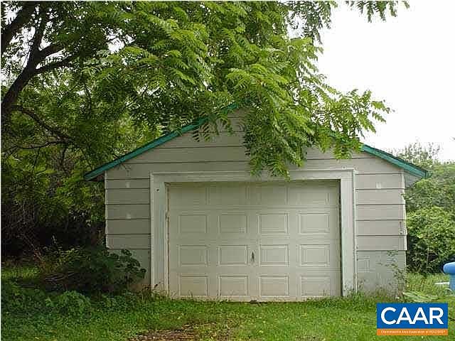 2nd image of 10205 Gordon Ave