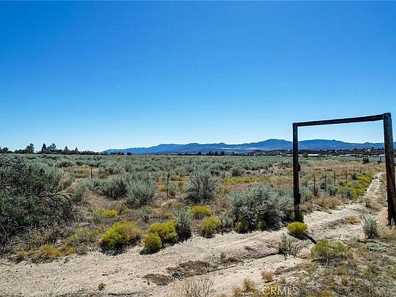 2nd image of 54685 Bautista Rd #2