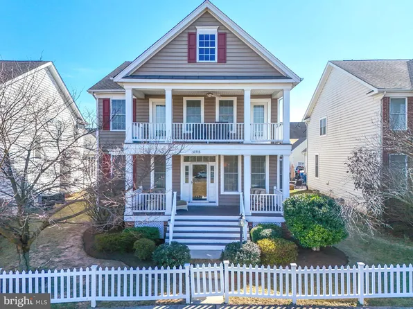 42558 Neighborly Ln, Chantilly, VA 20152