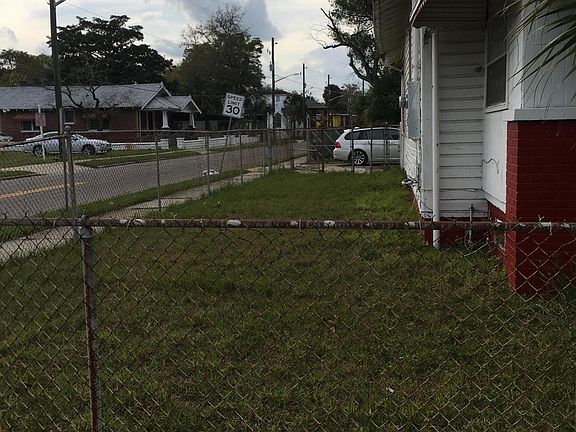 3rd image of 1436 Myrtle Ave