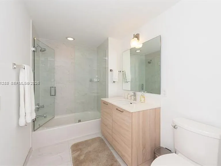 16385 Biscayne Boulevard Cu #2904 — Photo 16