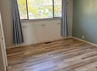 2726 N Edgewood Dr E, Provo, UT 84604