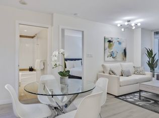 689 Abbott St, Vancouver, BC V6B 0J2